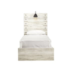 Cama de Painel Branca Rústica Estilo Industrial de Quinta
