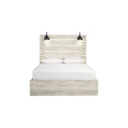 Cama de Painel Branca Rústica Estilo Industrial de Quinta