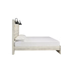 Cama de Painel Branca Rústica Estilo Industrial de Quinta