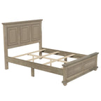 Cama Tradicional Vintage em Madeira com Cabeceira e Peseira em Entalhe